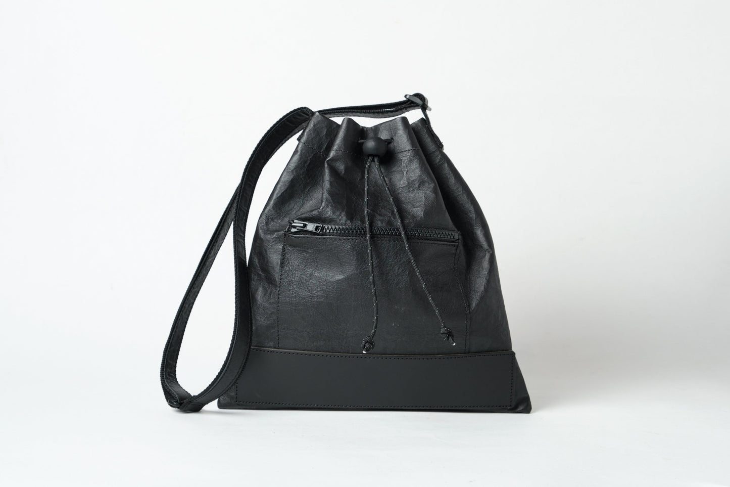 Dyneema drawstring shoulder bag