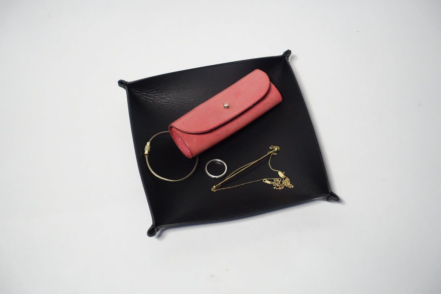 Leather tray